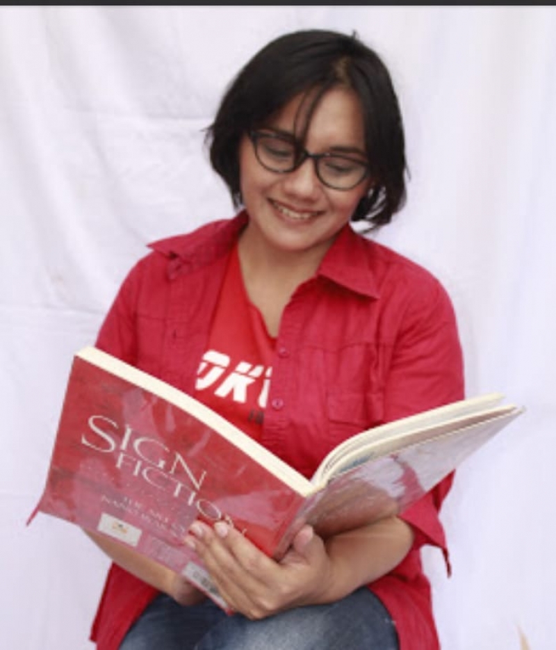Diana Amaliyah Pegiat Literasi Berhasil Jadi Anggota DPRD Jatim Periode 2019 – 2024