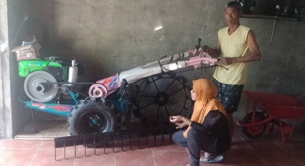 Berhasil Wujudkan Traktor Untuk Desa Turi, Magetan